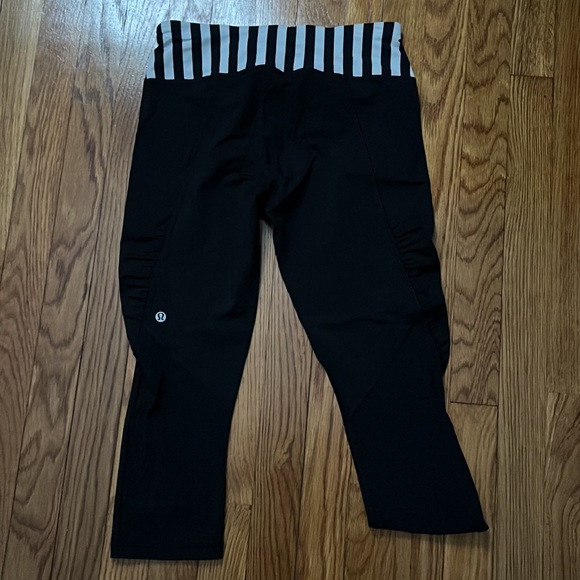 Lululemon crop 17” leggings sz 6 - Picture 5 of 7
